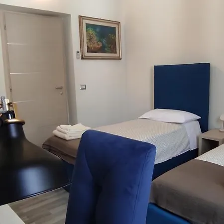 فندق مبيت وإفطار Station 3*