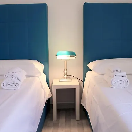 Bed and Breakfast Station 3*